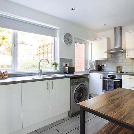 Fully Refurbished North Belfast Home Exteriör bild