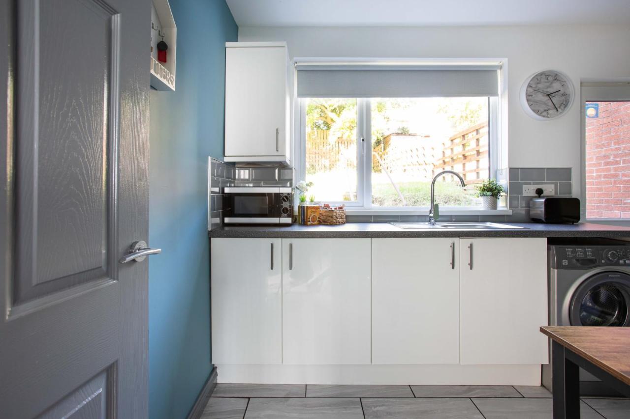 Fully Refurbished North Belfast Home Exteriör bild