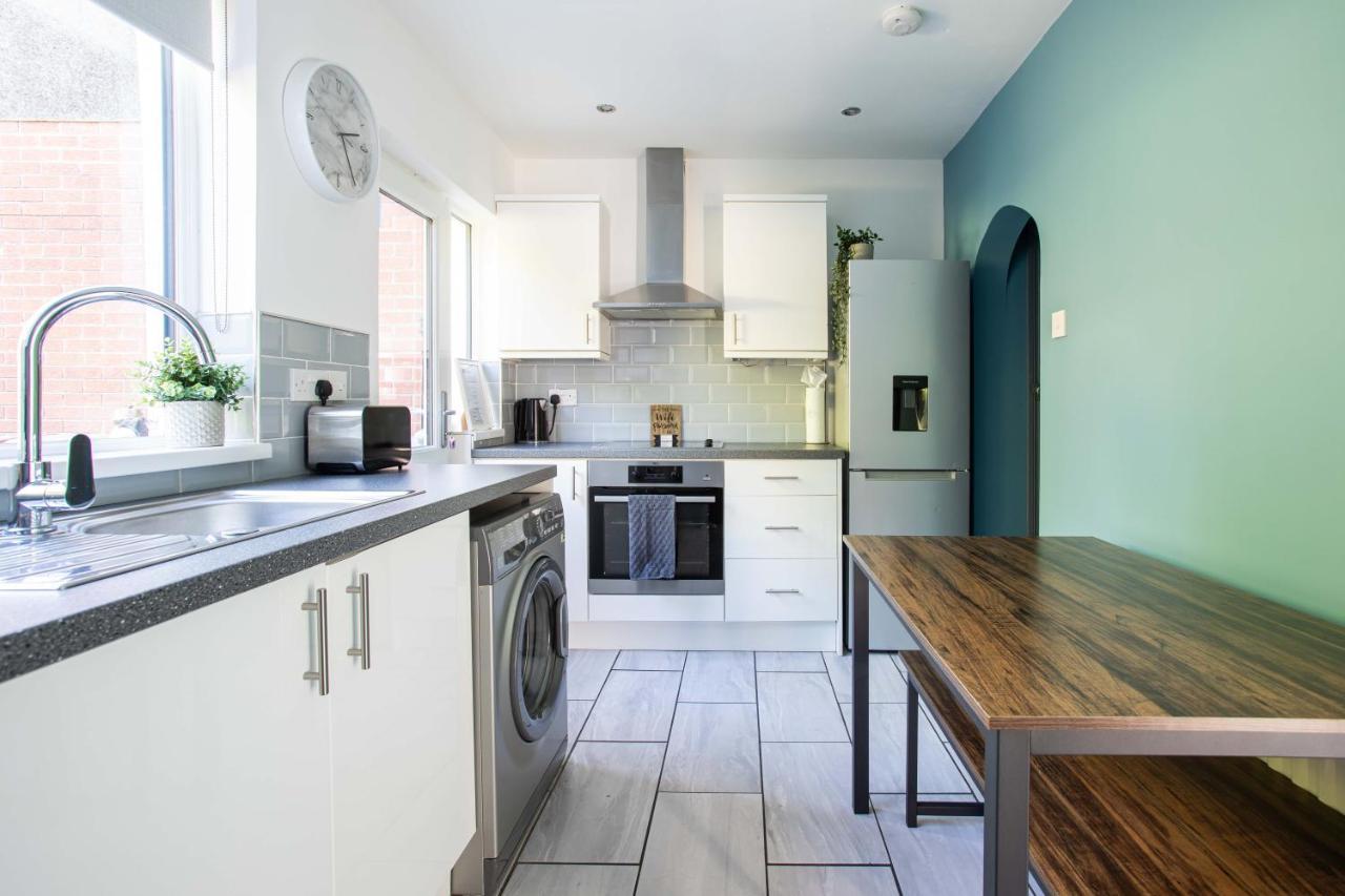 Fully Refurbished North Belfast Home Exteriör bild