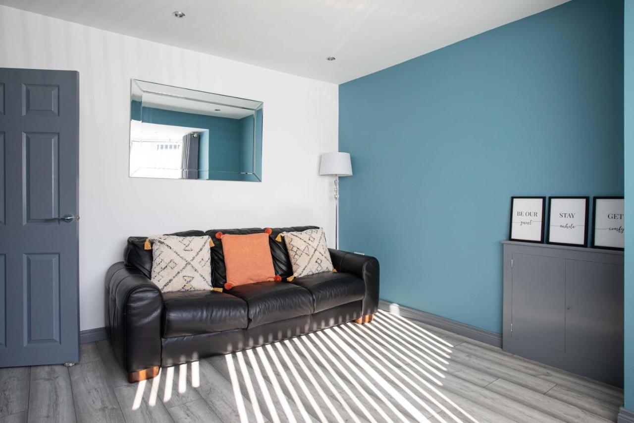 Fully Refurbished North Belfast Home Exteriör bild