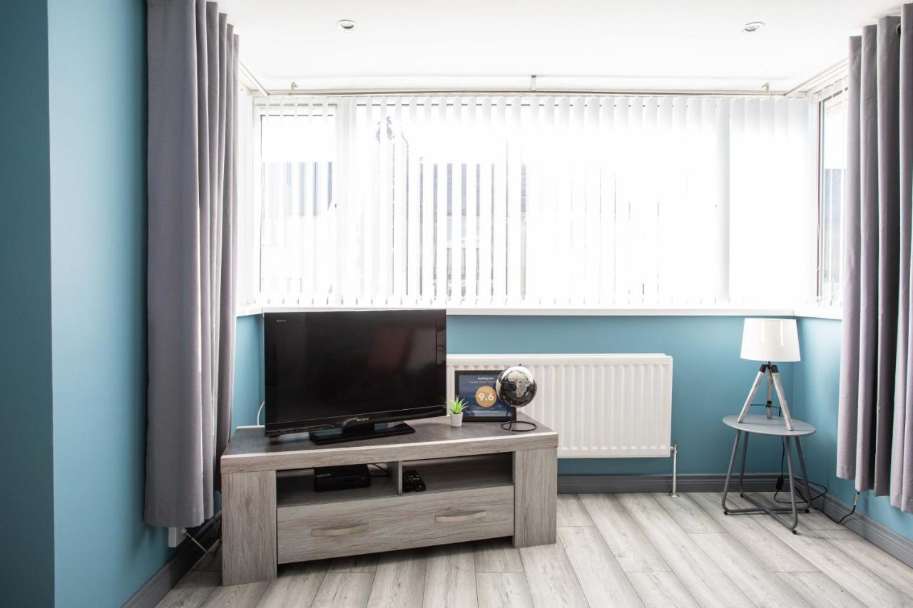 Fully Refurbished North Belfast Home Exteriör bild