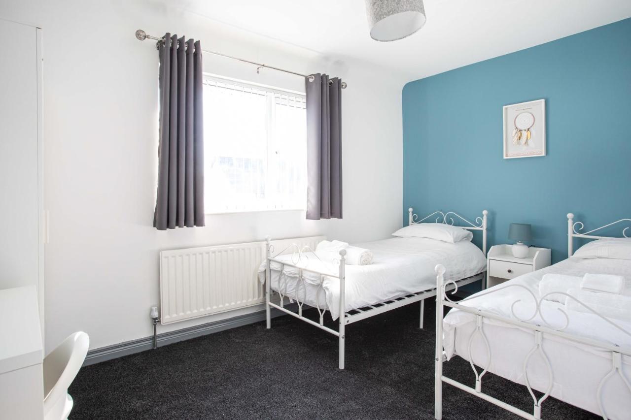 Fully Refurbished North Belfast Home Exteriör bild