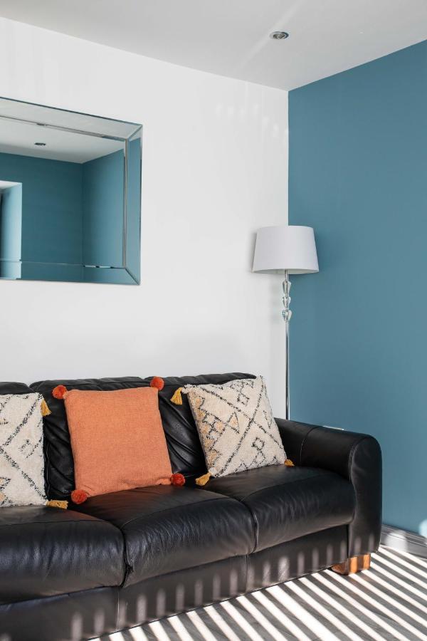 Fully Refurbished North Belfast Home Exteriör bild