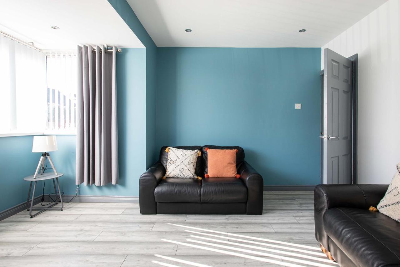 Fully Refurbished North Belfast Home Exteriör bild